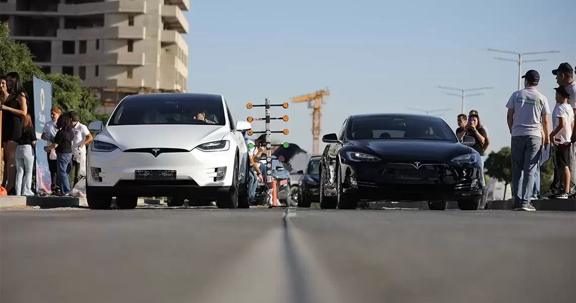 EV Day Car Race.webp