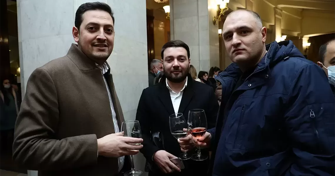 Voraki Nshan -2-.webp